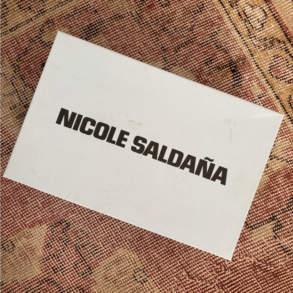 Nicole Saldana Isabel Flats